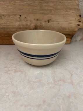 Roseville Pottery Small Bowl